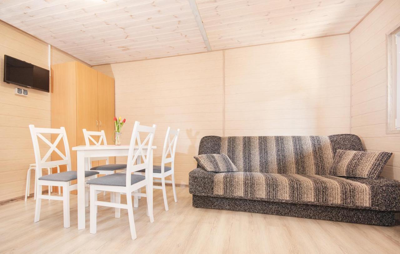 Przyjazna Osada - Domki I Apartamenty Ujście-Darłowskie Buitenkant foto