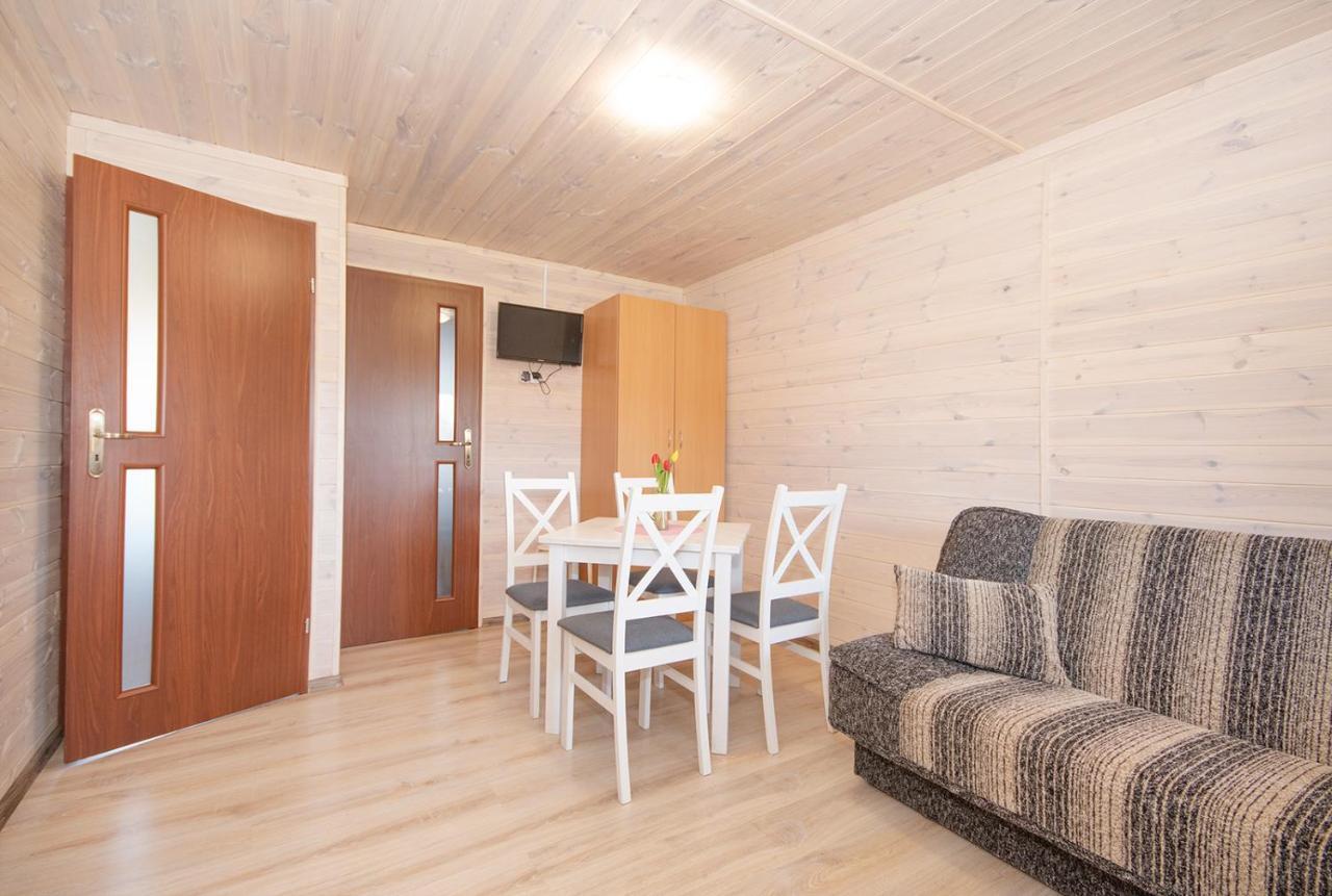 Przyjazna Osada - Domki I Apartamenty Ujście-Darłowskie Buitenkant foto