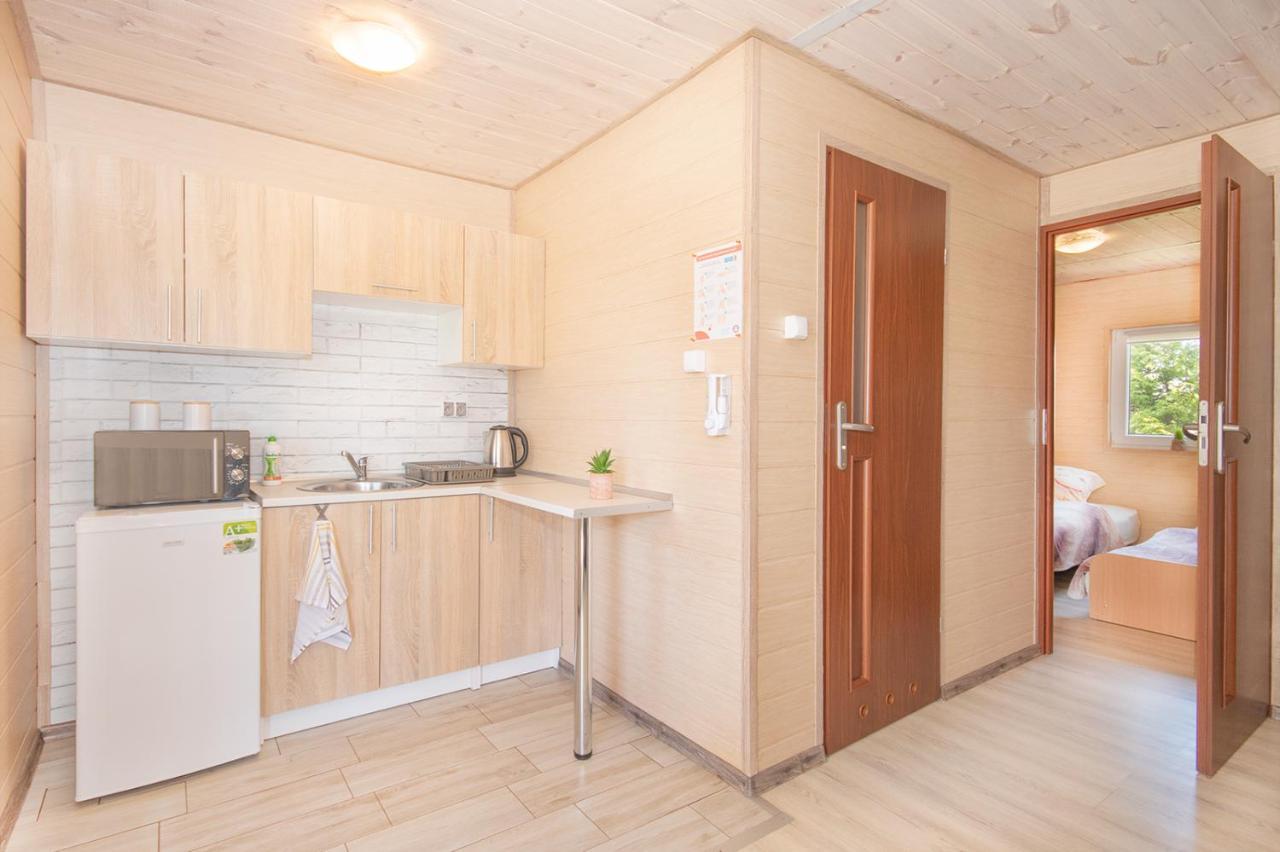 Przyjazna Osada - Domki I Apartamenty Ujście-Darłowskie Buitenkant foto